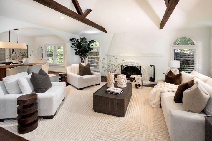 Property Photo: 559 Placitas Avenue CA 94025