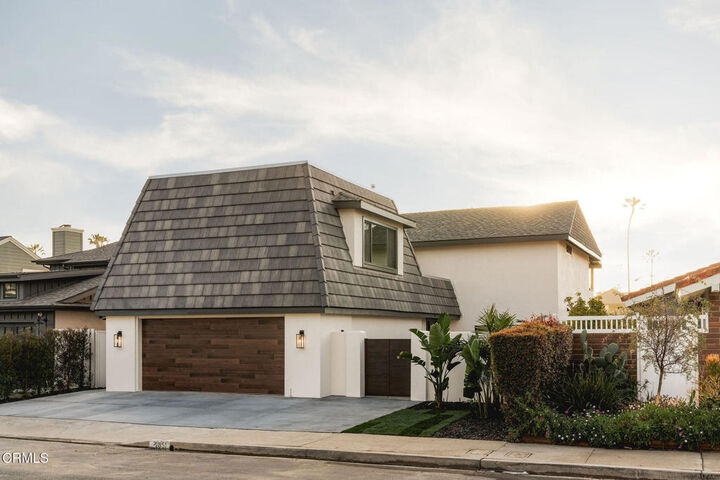 Property Photo:  2851 Seahorse Avenue  CA 93001 