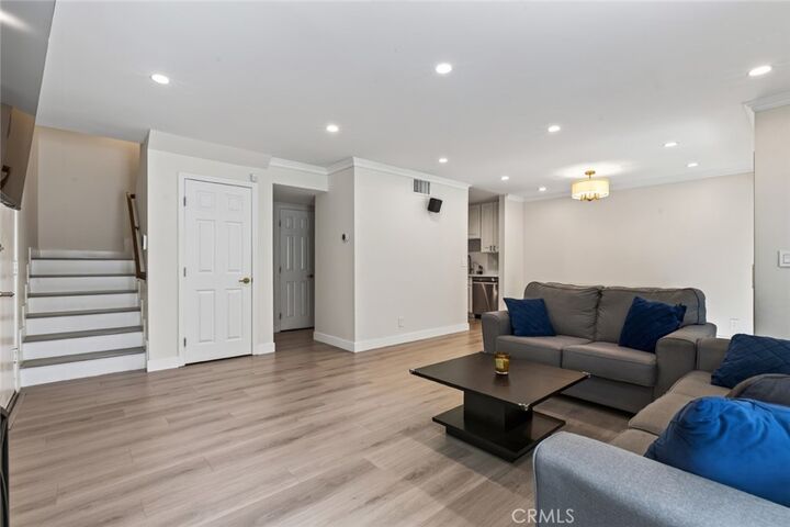 Property Photo:  10475 Newhome Ave. 2  CA 91040 