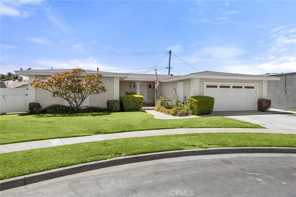 Property Photo: 10411 Larry Drive CA 92804