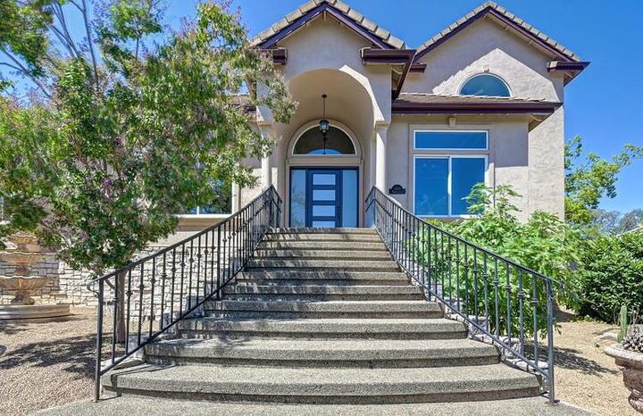 Property Photo: 3206 Warren Lane CA 95762