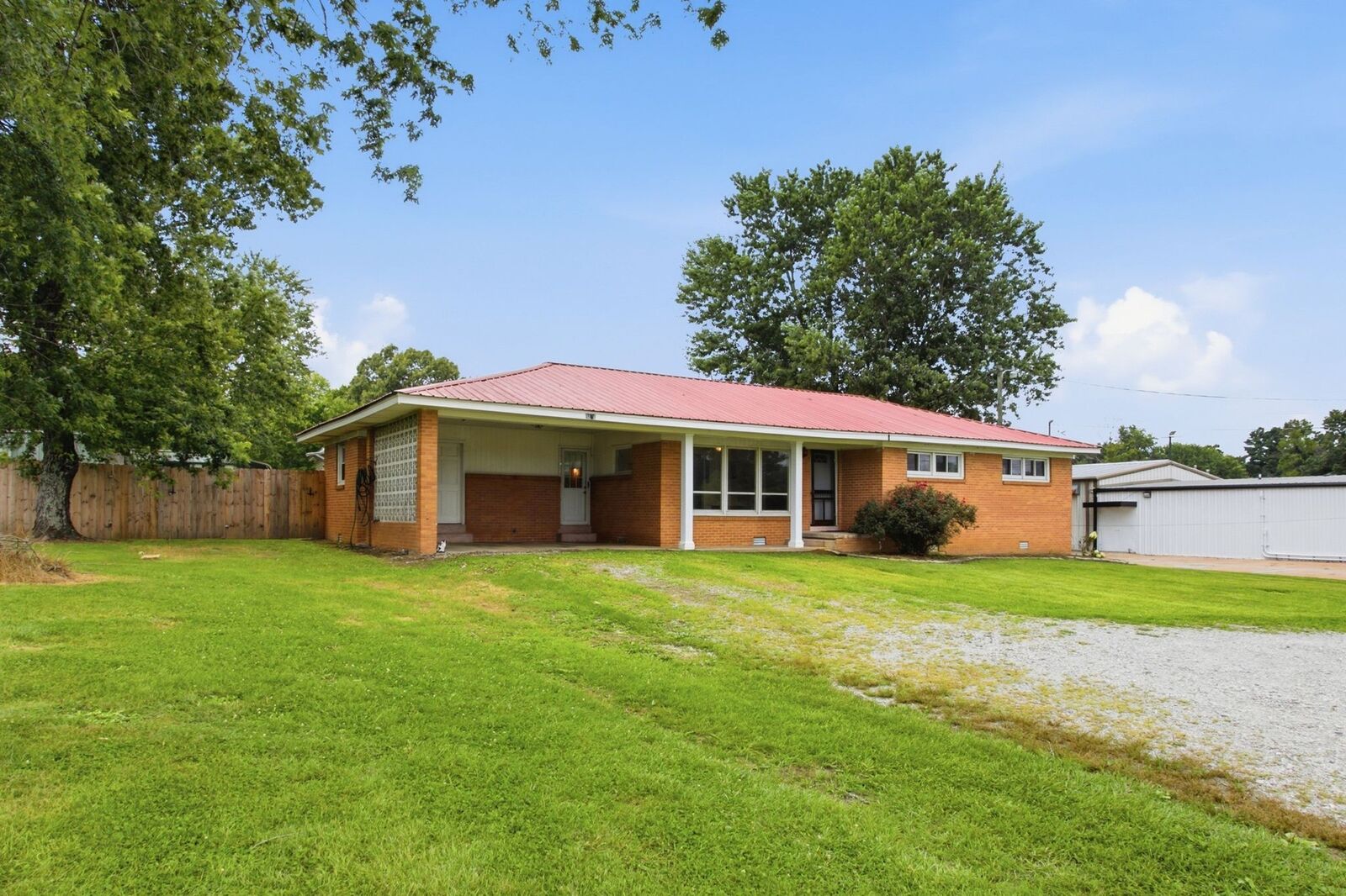 Property Photo: 2371 Highway 43 S TN 38468