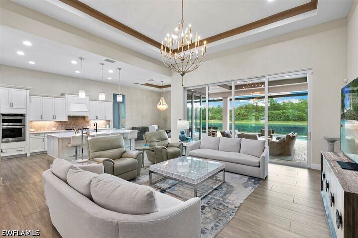 Property Photo: 14338 Laguna Springs Lane FL 34114