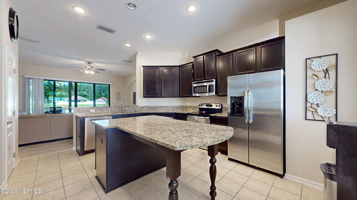 Property Photo:  6568 Harmon Hills Circle  FL 32222 