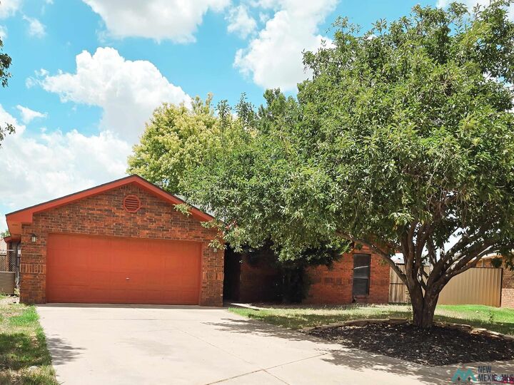 Property Photo: 116 Don January Court NM 88101