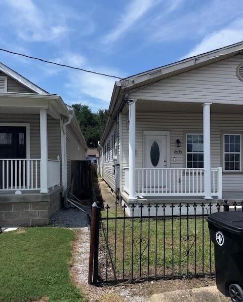 Property Photo:  2635 37 N Rocheblave Street  LA 70117 
