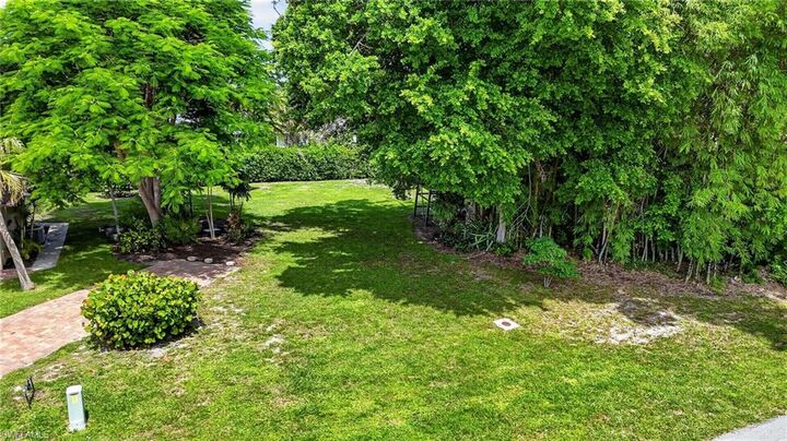 Property Photo:  27506 Playa Del Rey Ln  FL 34135 