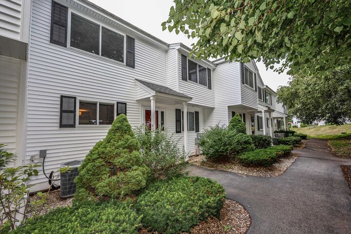 Property Photo: 135 Amherst Street NH 03031