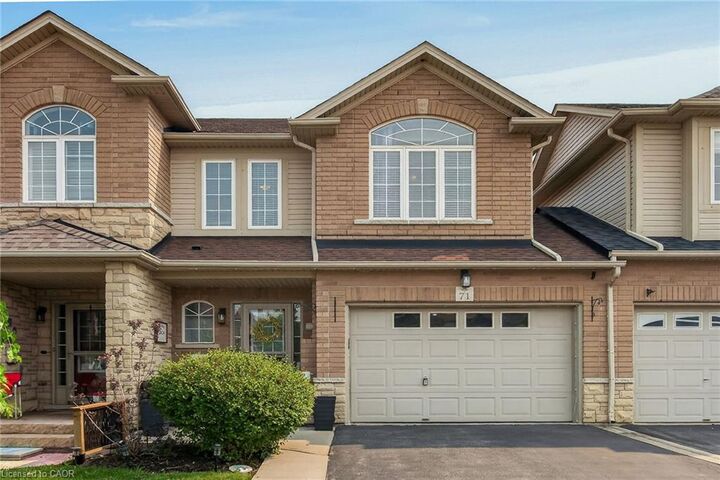 71 Cedarville Drive — photo 1