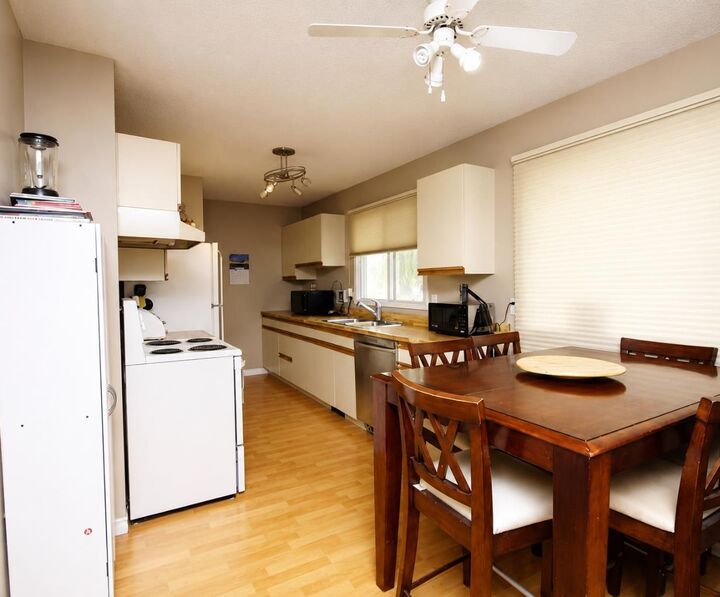 Property Photo: 9616 76 Avenue AB T8V 4L4