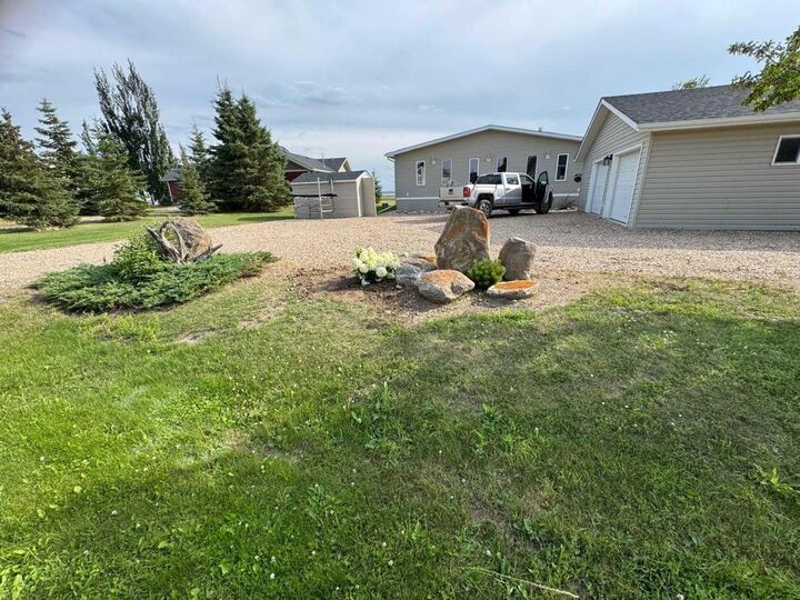 Property Photo:  41251 Range Road 210 117  AB T0B 0H0 