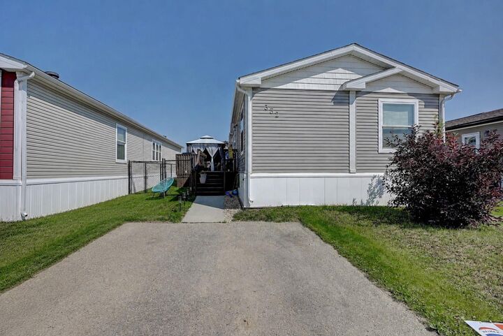 10615 88 Street 352 — photo 1
