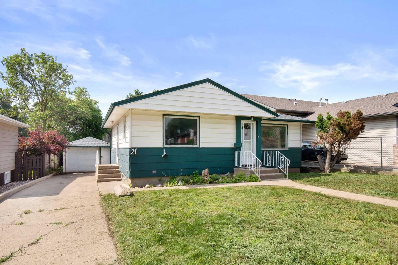 Property Photo: 21 5 Street SW AB T1A 4G3