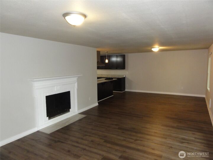 Property Photo: 21627 SE 271st Street WA 98038