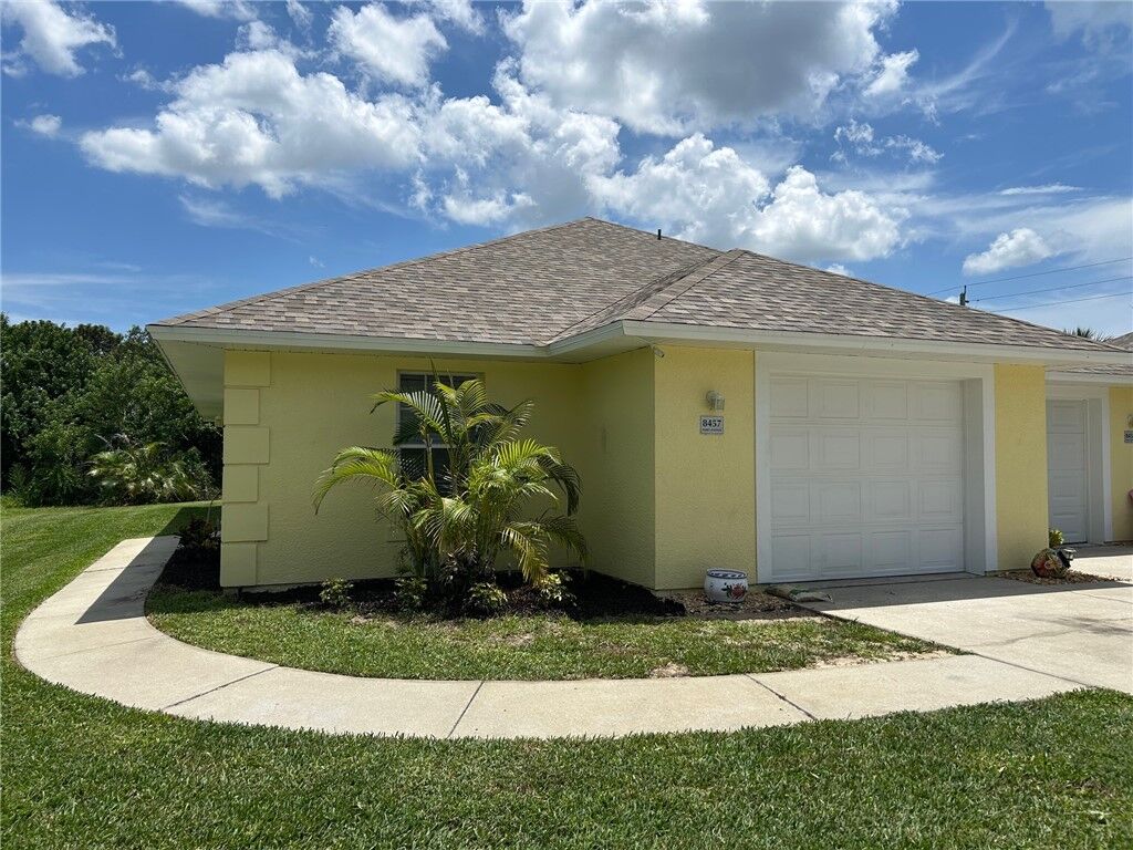 Property Photo: 8455 Hart Avenue FL 32958