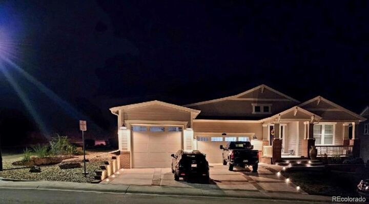 Property Photo:  