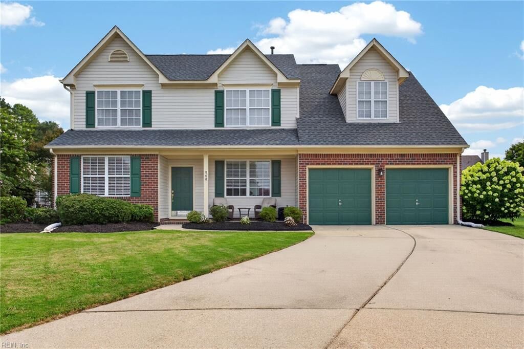 Property Photo:  909 Wheatfield Way  VA 23320 