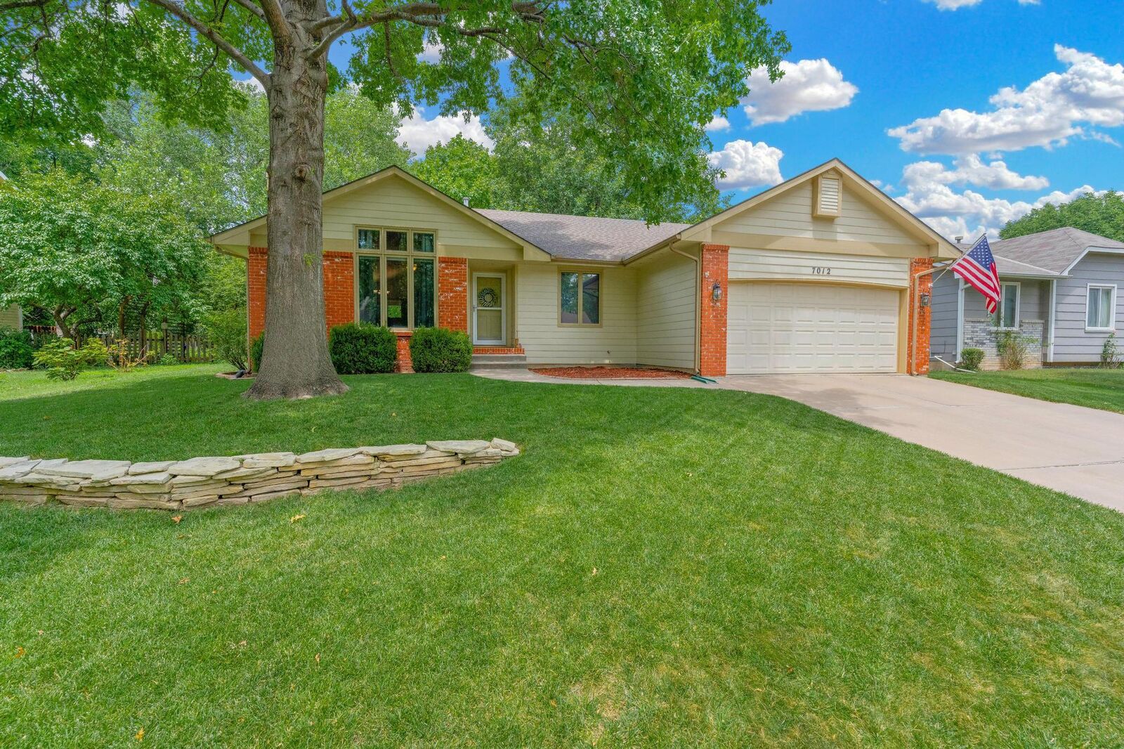 Property Photo: 7012 E 40th Cir N KS 67226