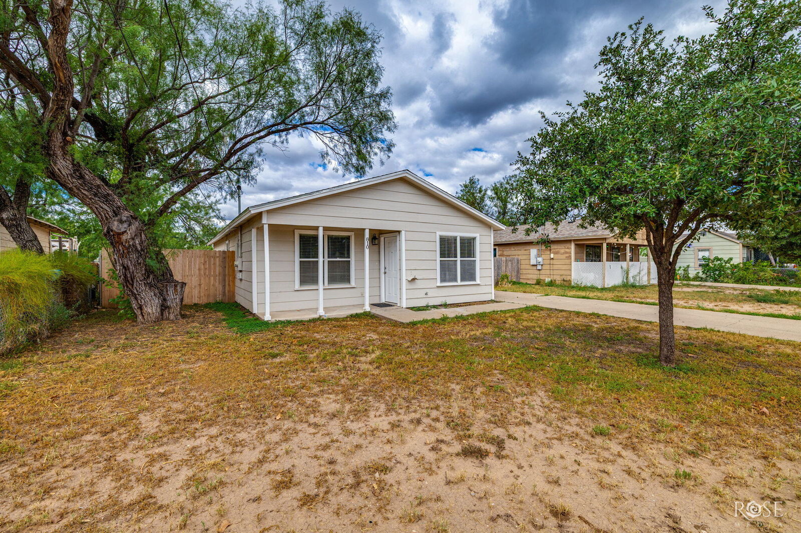 Property Photo: 810 W 18th Street TX 76903