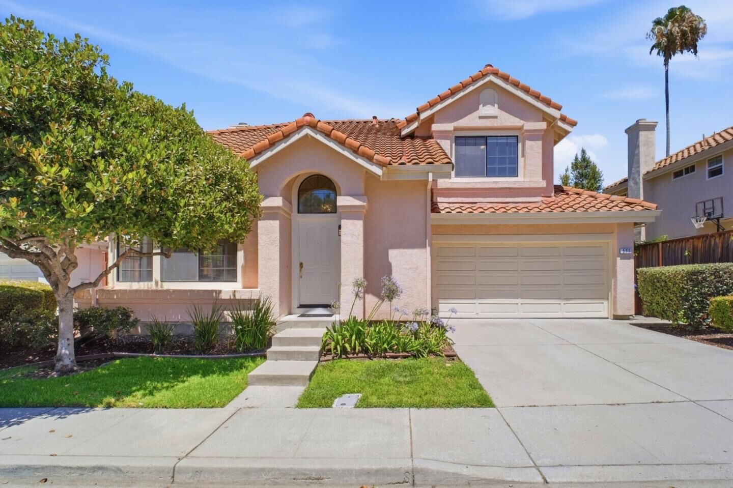 Property Photo:  571 Bernal Common  CA 94539 