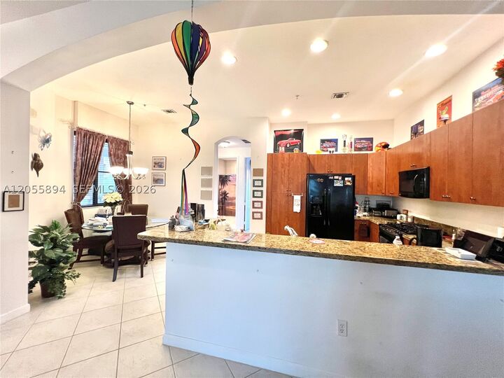 Property Photo: 2901 NW 126th Ave 2-415 FL 33323