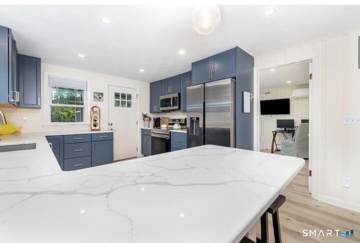 Property Photo: 30 Mohican Road CT 06475