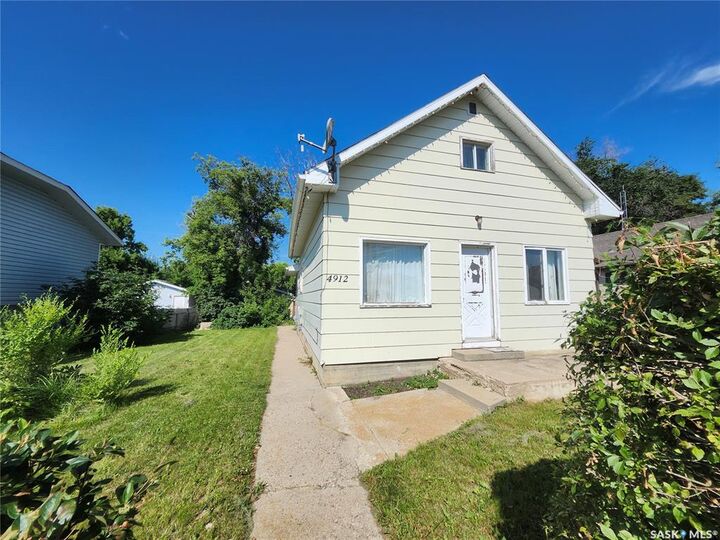 Property Photo: 4912 Tribune Street SK S0L 2C0