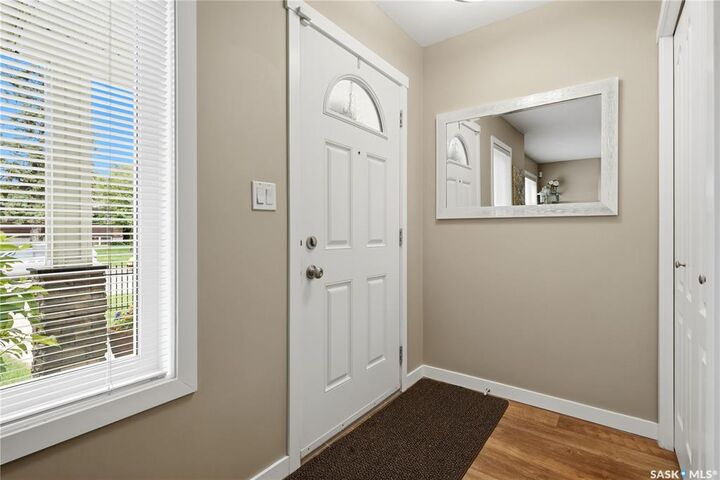 Property Photo:  1237 Grey Street  SK S4T 1G7 