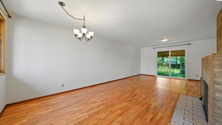 Property Photo: 1615 Goethals Drive WA 99354