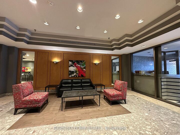 Property Photo: 695 Richmond Street 805 ON N6A 5M8