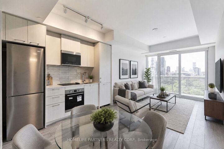Property Photo: 10 Oak Street 1107 ON M5A 0Z1