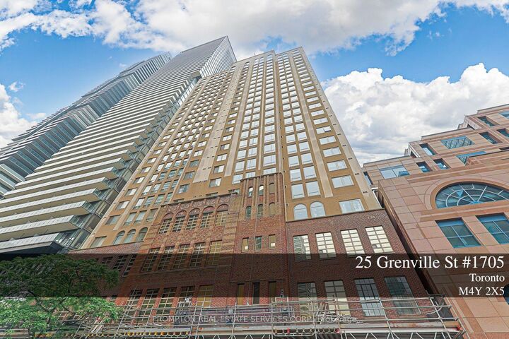 25 Grenville Street 1705 — photo 1