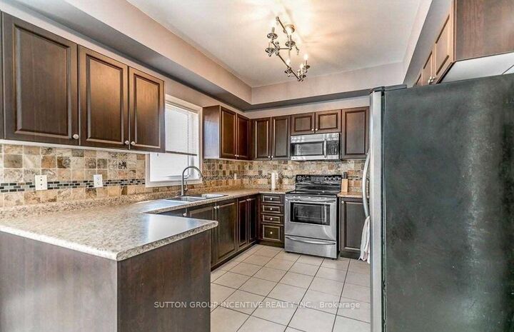 Property Photo: 1305 Perniegie Crescent ON L9S 0B5