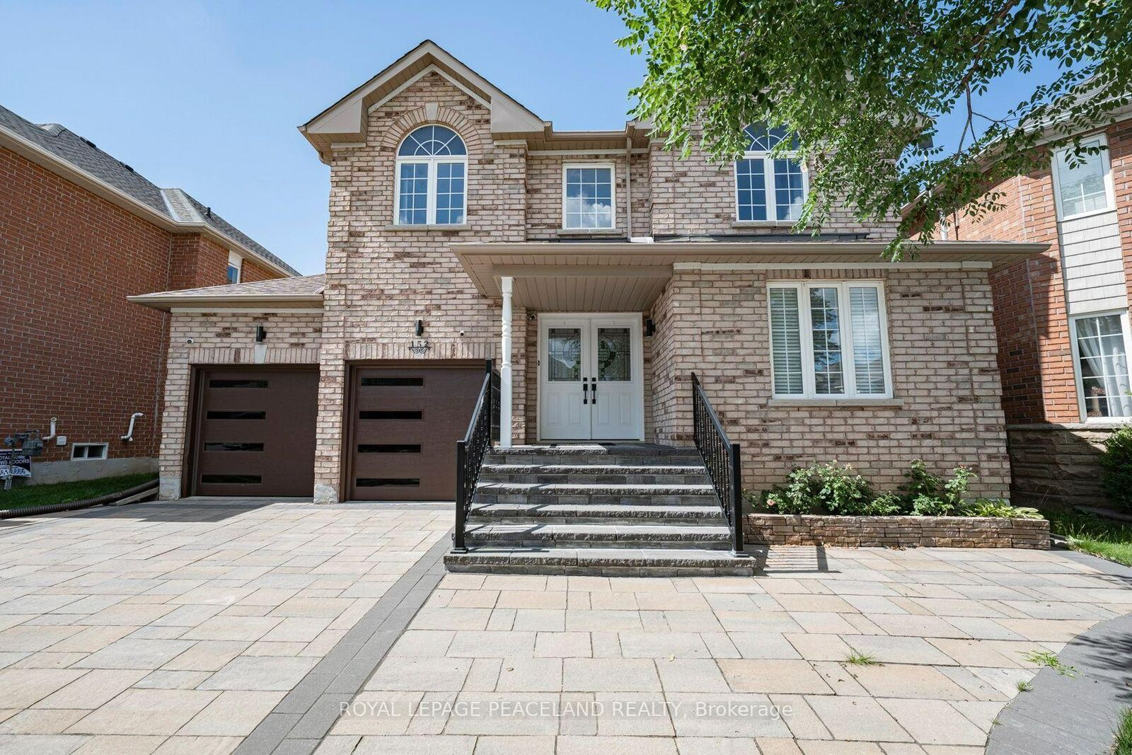 Property Photo: 152 Flagstone Way ON L3X 2Z7