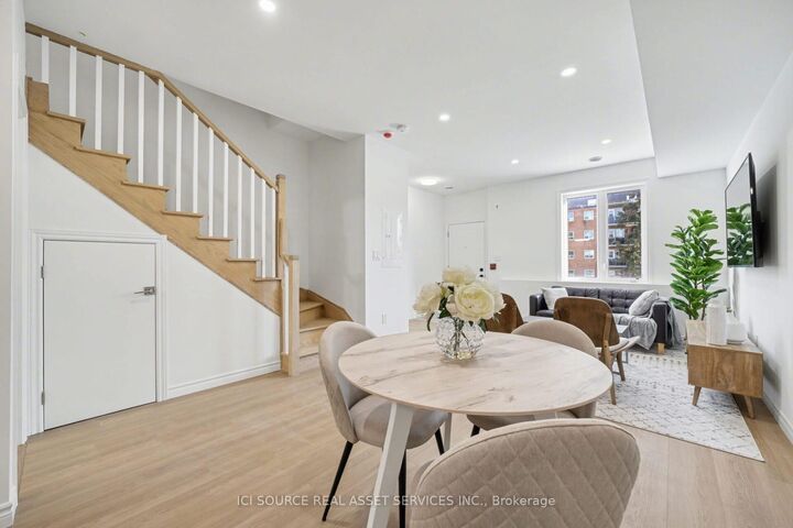 Property Photo: 2 Slessor Boulevard 10 ON L3M 5J4