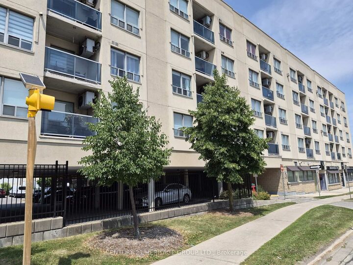 160 Wellington Street 513 — photo 1