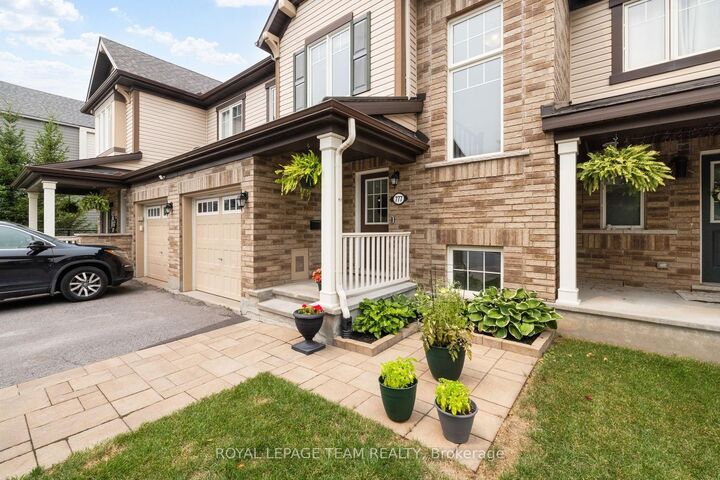 Property Photo:  777 Maloja Way  ON K2S 0V5 