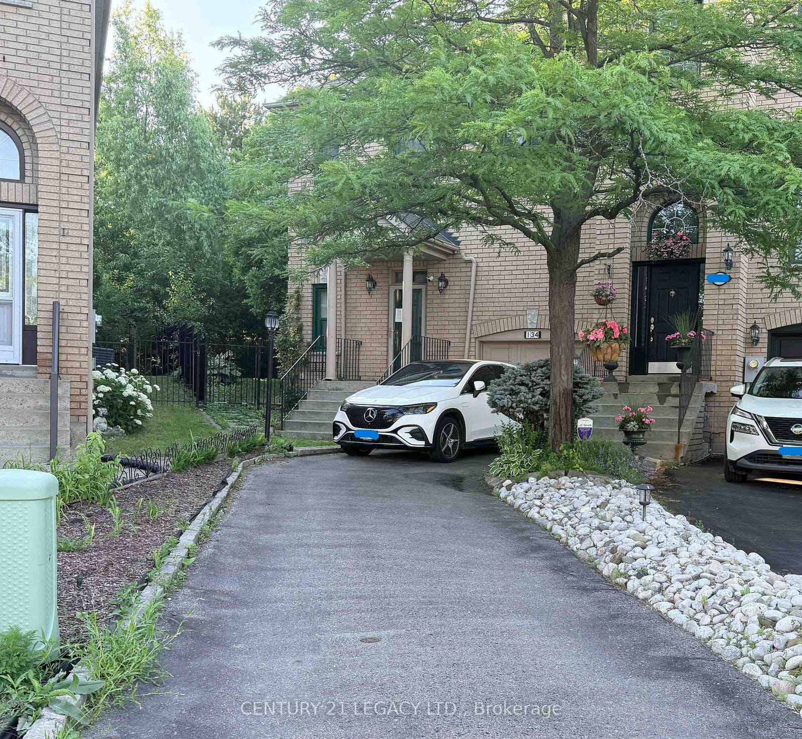 Property Photo:  134 Provincial Place  ON L6S 6C2 