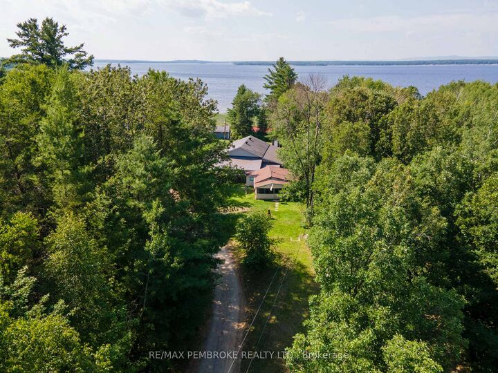 19B Moores Beach Road — photo 1