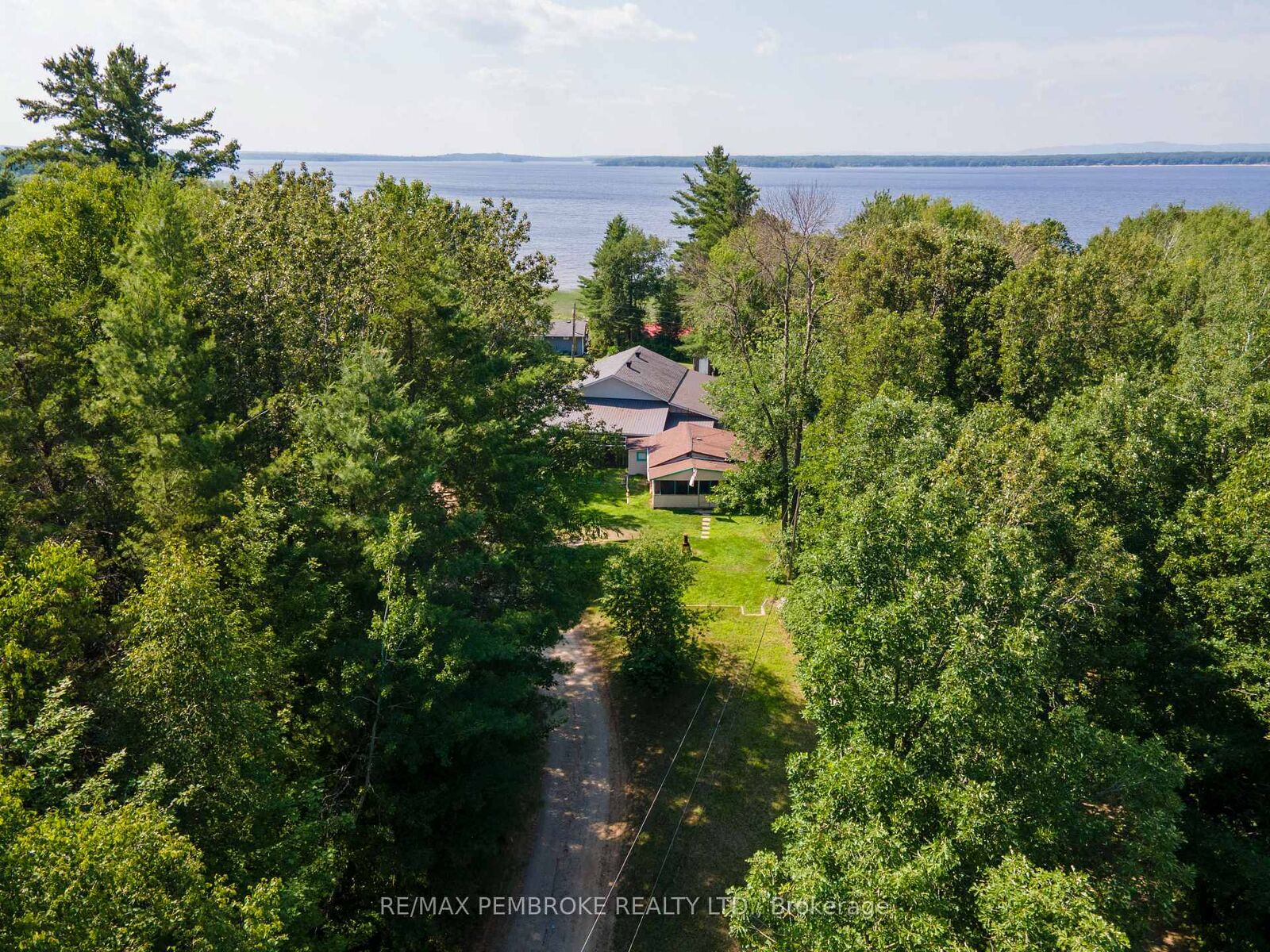 Property Photo: 19B Moores Beach Road ON K0J 2L0