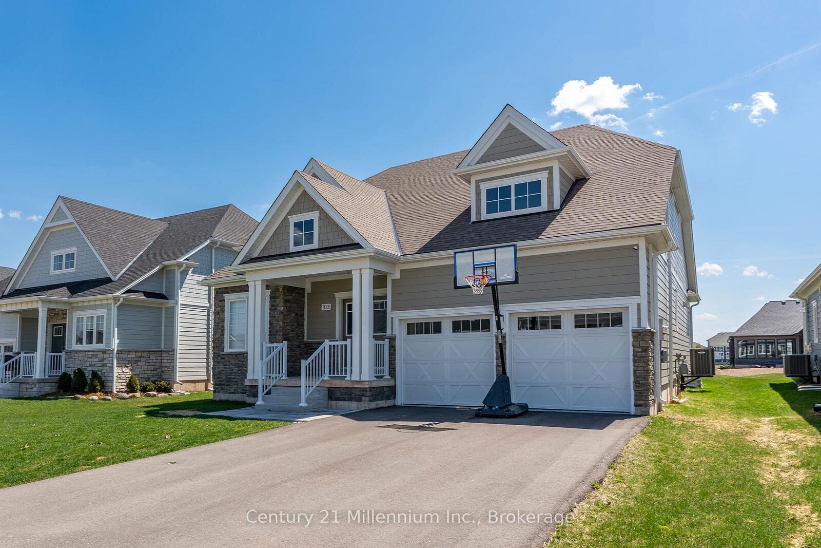 Property Photo: 103 Laurens Lane ON N0H 1S0
