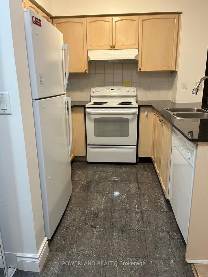 Property Photo: 50 Brian Harrison Way 602 ON M1P 5J4