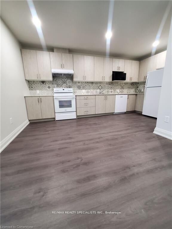 Property Photo:  307 King Street E 303  ON L8N 1C1 