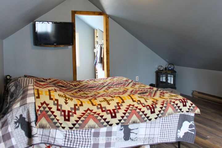 Property Photo:  17 Banta Road  ON K0K 3K0 