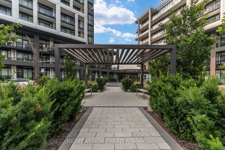 Property Photo: 50 George Butchart Drive 707 ON M3K 2C5