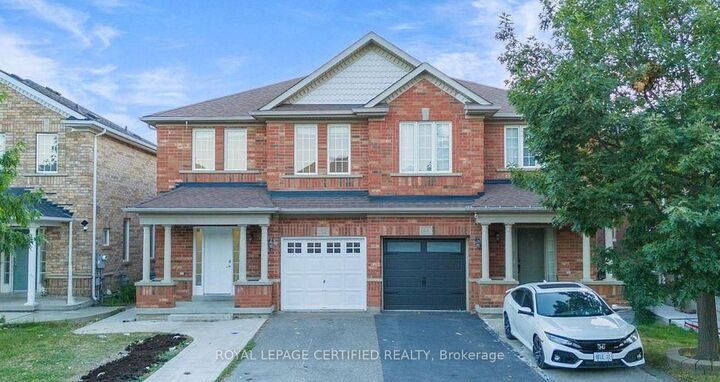 42 Trumpet Valley Boulevard — photo 1