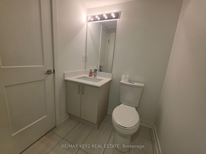 Property Photo:  1670 Victoria Park Avenue 213  ON M1R 1P7 