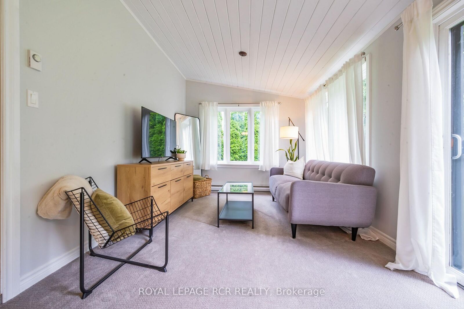 Property Photo: 64 Second Street Lower ON L9W 2C1