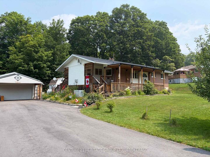 4309 Maple Drive — photo 1