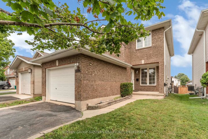 Property Photo:  1896 Berrywood Crescent  ON K7P 3G4 